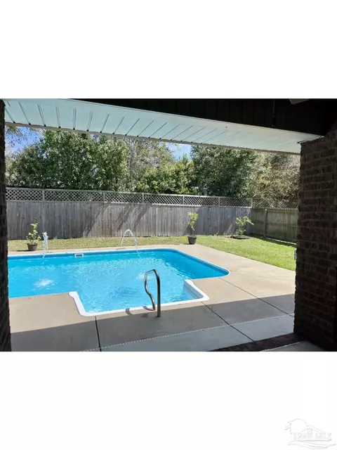 Exterior - 4682 Belvedere Cir, Pace, FL 32571 photo 3 of 11