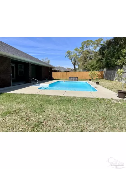 Exterior - 4682 Belvedere Cir, Pace, FL 32571 photo 6 of 11