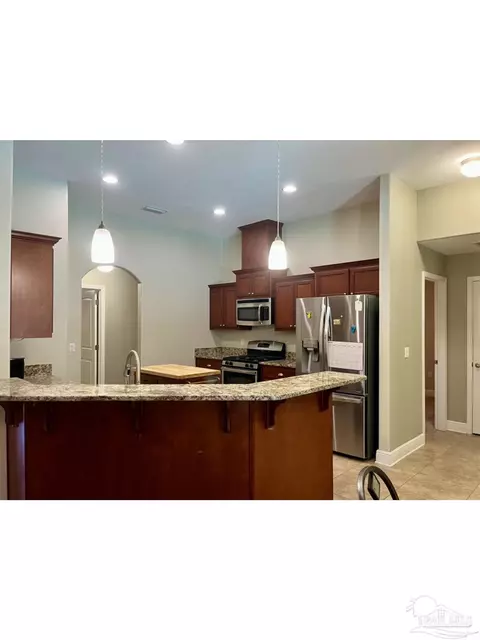 Kitchen - 4682 Belvedere Cir, Pace, FL 32571 photo 2 of 4