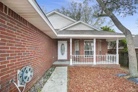 1404 Greystone Dr, Pensacola, FL 32514