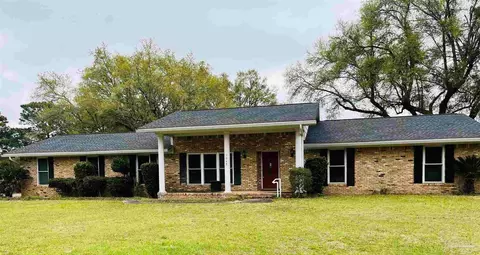 7068 Belgium Cir, Pensacola, FL 32526