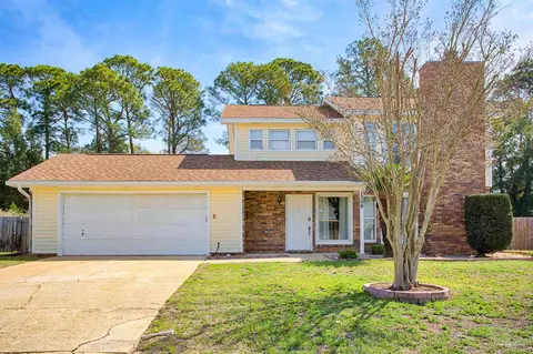 1306 Calcutta Dr, Gulf Breeze, FL 32563