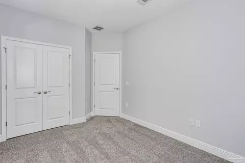 4832 Thoroughbred Dr, Milton, FL 32583 photo 2