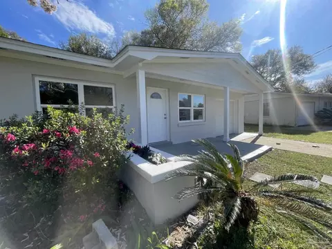 225 N Madison Dr, Pensacola, FL 32505