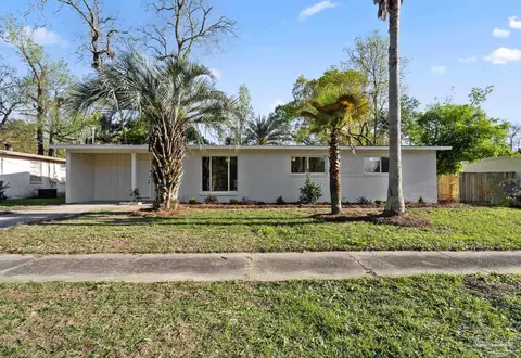 11 Nottingham Way, Pensacola, FL 32506