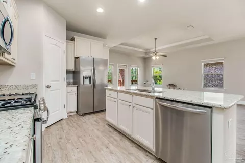 2646 Caldwell Cir, Pace, FL 32571 photo 12