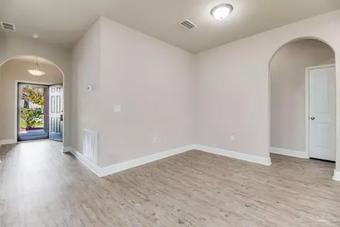 2646 Caldwell Cir, Pace, FL 32571 photo 7