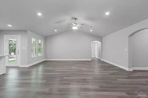 9170 Trident Rd, Milton, FL 32583 photo 11