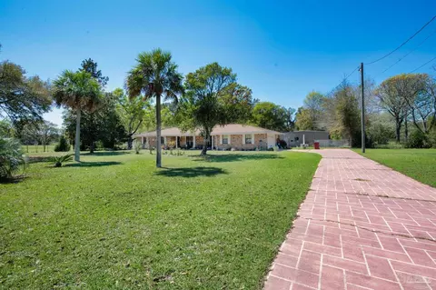 5685 Todd St, Pace, FL 32571 photo 2