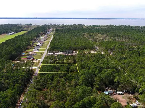 Na Michael Dr, Milton, FL 32583 photo 6