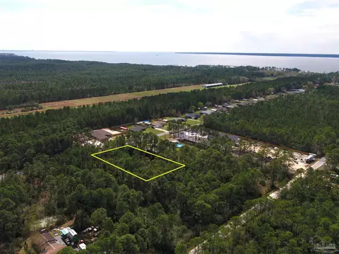 Na Michael Dr, Milton, FL 32583 photo 5