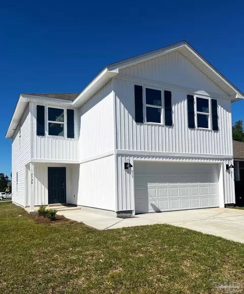 5720 Blackhorse Cir, Pensacola, FL 32526