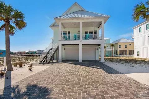 7333 Grand Navarre Blvd, Navarre, FL 32566