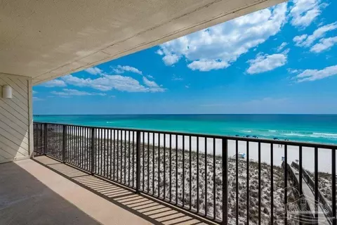 8245 Gulf Blvd #404, Navarre, FL 32566