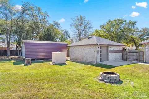 Exterior - 3638 Sawmill Cir, Pace, FL 32571 photo 11 of 15