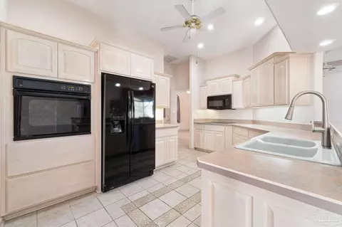 Kitchen - 3638 Sawmill Cir, Pace, FL 32571 photo 1 of 3