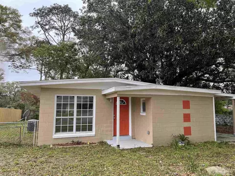 227 Emerald Ave, Pensacola, FL 32505