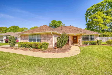 Exterior - 3004 Harlington Pl, Cantonment, FL 32533 photo 2 of 15