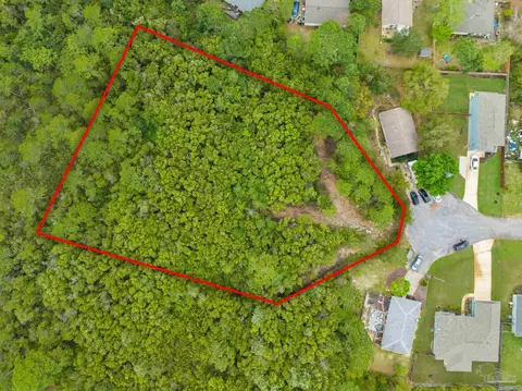 5346 Prairie Ct, Gulf Breeze, FL 32563