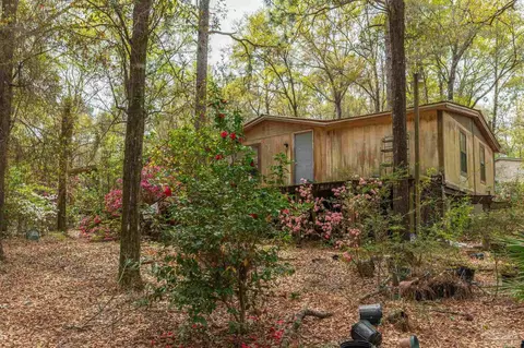 1182 Country Living Dr, Baker, FL 32531