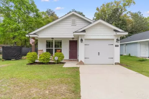 Exterior - 3988 Edgefield St, Pace, FL 32571 photo 4 of 7