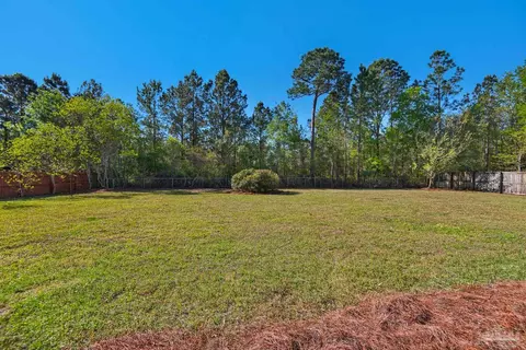 Exterior - 5759 Michael Dr, Milton, FL 32583 photo 10 of 11