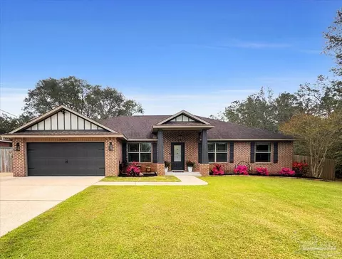 2680 Sherwood Dr, Navarre, FL 32566