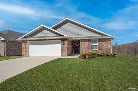 7847 Lakeside Oaks Dr, Pensacola, FL 32526