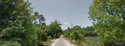 100 Juniper St, Mcdavid, FL 32568