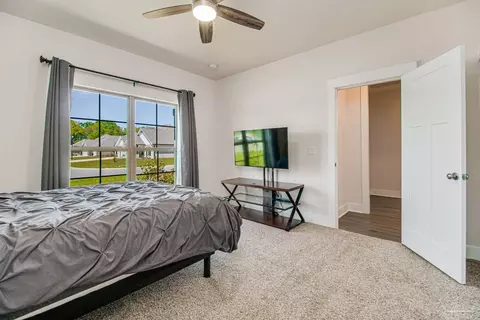 Bedroom - 6149 Cherry Hill Cir, Pace, FL 32571 photo 7 of 10
