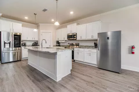 Kitchen - 6149 Cherry Hill Cir, Pace, FL 32571 photo 1 of 4