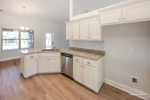 Kitchen - 6494 Benelli Dr, Milton, FL 32570 photo 4 of 5
