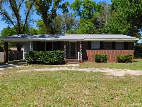 2988 Blue Star Ave, Pensacola, FL 32514