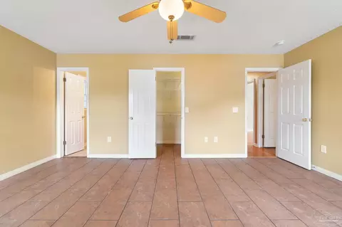 Living - 7875 Old Hickory Hammock Rd, Milton, FL 32583 photo 3 of 3