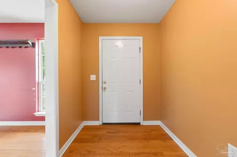 Entry Way - 7875 Old Hickory Hammock Rd, Milton, FL 32583 photo 1 of 1