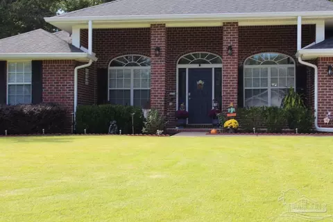 Exterior - 4016 Willis Way, Milton, FL 32583 photo 2 of 11