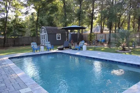 Exterior - 4016 Willis Way, Milton, FL 32583 photo 5 of 11