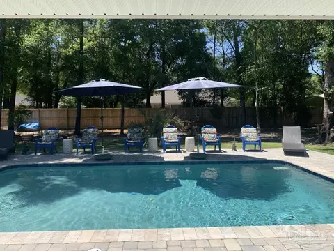 Exterior - 4016 Willis Way, Milton, FL 32583 photo 7 of 11