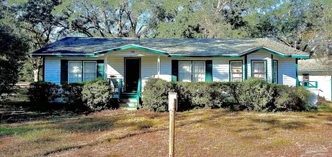6453 Kembro Rd, Milton, FL 32570