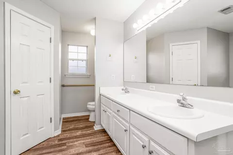 Bath - 4681 Autumndale Dr, Pace, FL 32571 photo 2 of 7