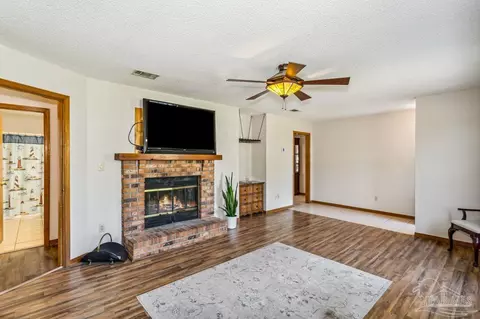Living - 4747 Easter St, Pace, FL 32571 photo 4 of 5