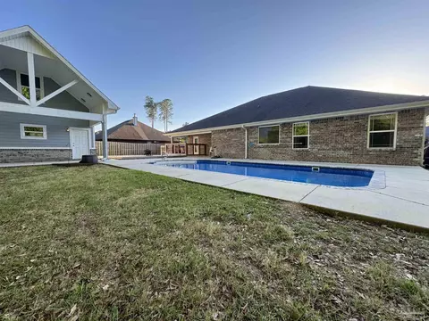 Exterior - 5988 Augustine Dr, Pace, FL 32571 photo 5 of 11
