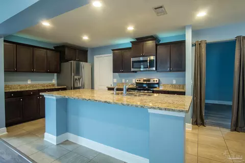 Kitchen - 5988 Augustine Dr, Pace, FL 32571 photo 1 of 4