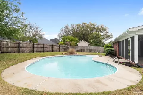 Exterior - 4268 Lancaster Gate Dr, Pace, FL 32571 photo 6 of 10