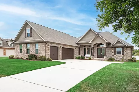 3258 Edinburgh Castle Dr, Milton, FL 32583