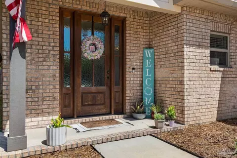 Exterior - 3928 Fielding Ct, Pace, FL 32571 photo 6 of 13