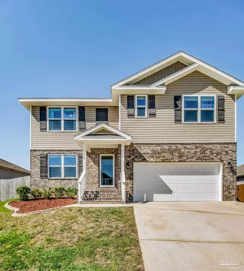 5594 Guinevere Ln, Milton, FL 32583