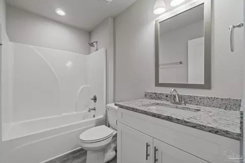 Bath - 9182 Trident Rd, Milton, FL 32583 photo 6 of 6