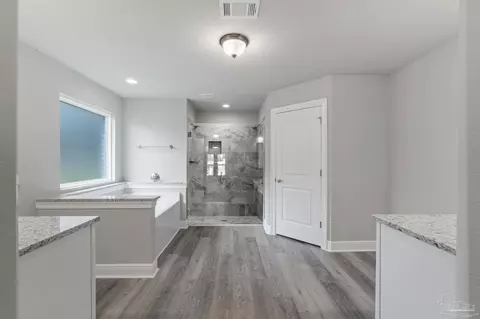 Bath - 9182 Trident Rd, Milton, FL 32583 photo 1 of 6