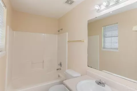 Bath - 4874 Broadleaf Dr, Pace, FL 32571 photo 4 of 7